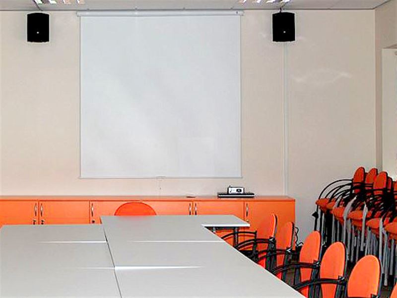 Sala konferencyjna otwarta dla NGO