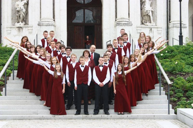 Chór Państwowej Szkoły Muzycznej na koncertach w Bawarii