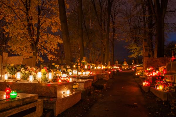 Parkowanie podczas Święta Zmarłych