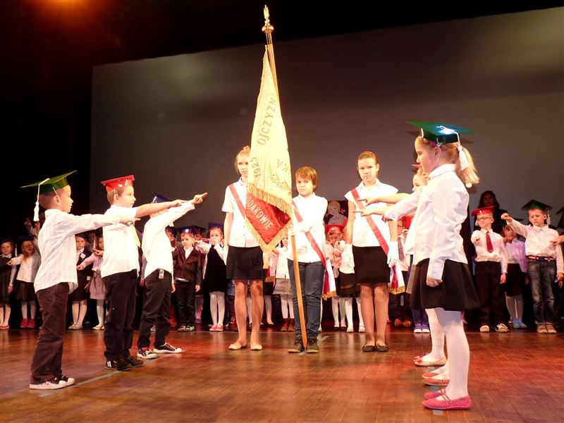 Obiecali dbać o nerwy nauczycieli