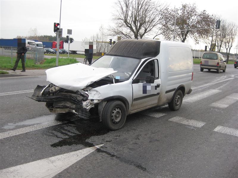 Wypadek w Kożuszkach. Znowu na skrzyżowaniu.