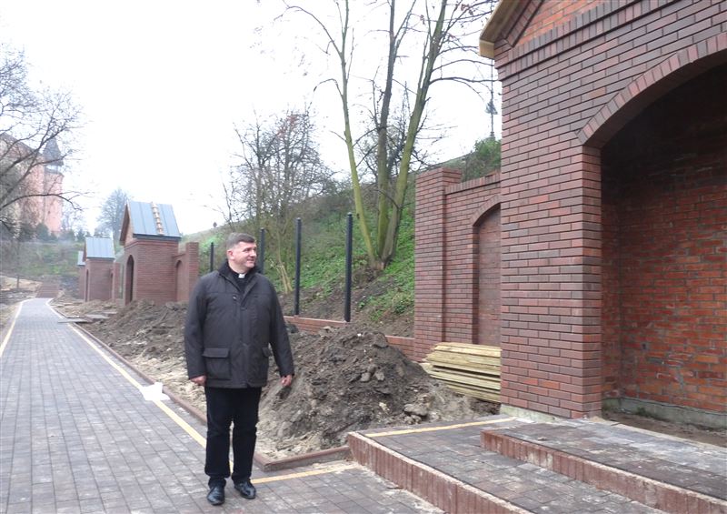 Ogród dla potrzebujących zadumy