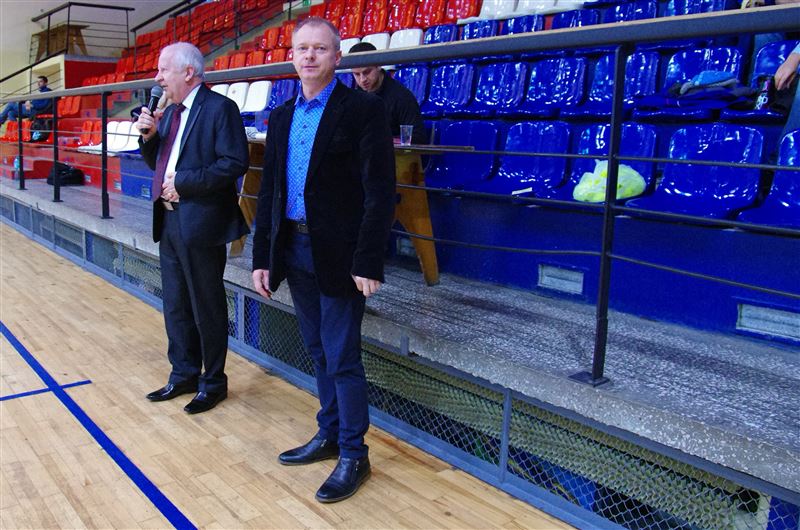 SOCHACZEWSKA LIGA KOSZYKÓWKI - 01.12.2013