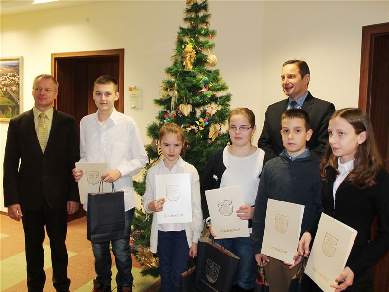 Autorzy słomianych dzieł sztuki - nagrodzeni