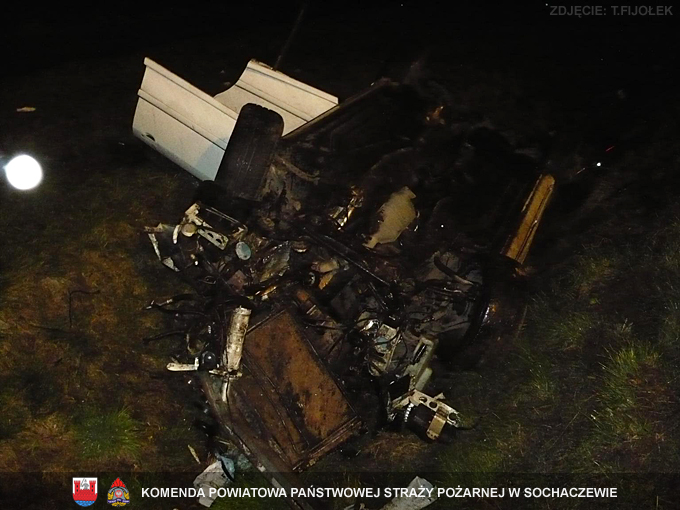 Dachowanie Audi na obwodnicy Sochaczewa