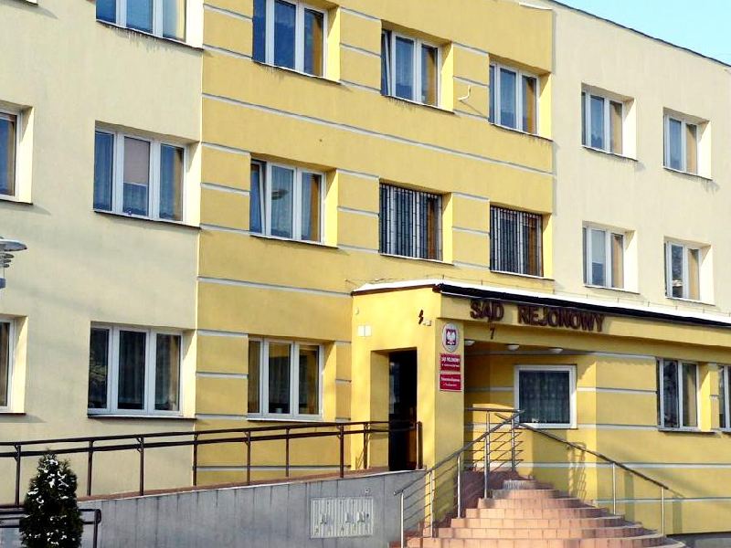 Oskarżona dyrektor PCPR
