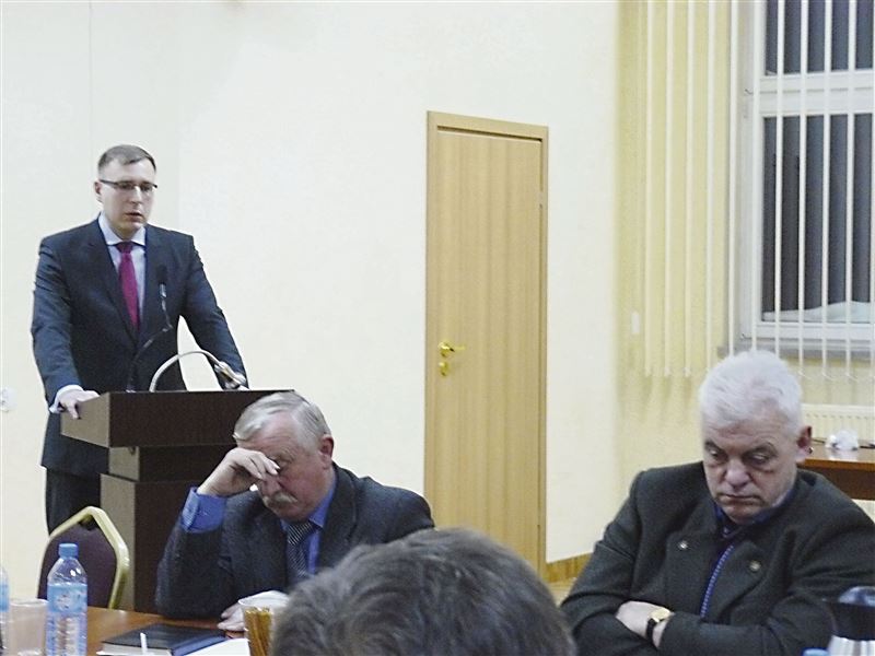 Poseł Małecki wzywa do ustąpienia wicestarosty Ciury