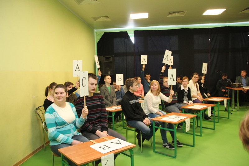 Konkurs wiedzy o przyszłym patronie szkoły - księdzu Janie Twardowskim