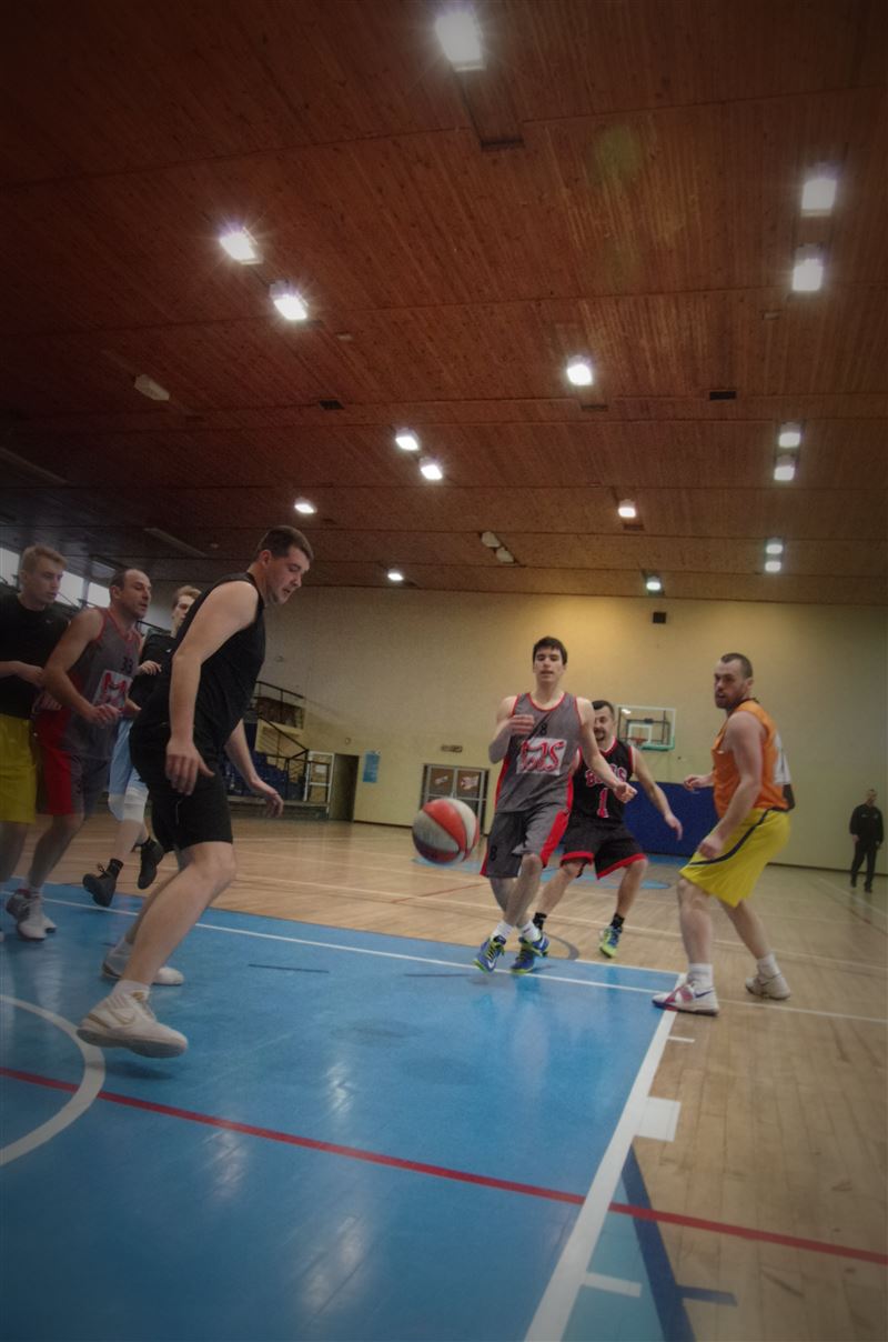 Finał SLK SEZON 2013/2014. Dziś rozegrano pierwse spotkania.