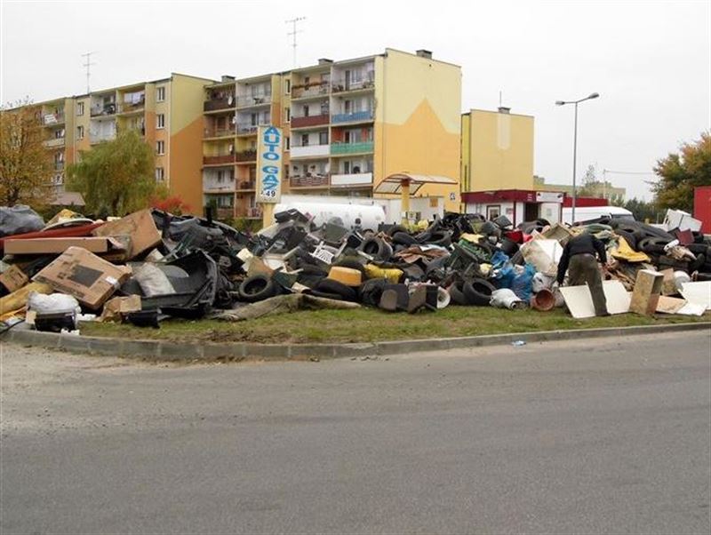 W ten weekend wystawiamy meble, pralki, farby...
