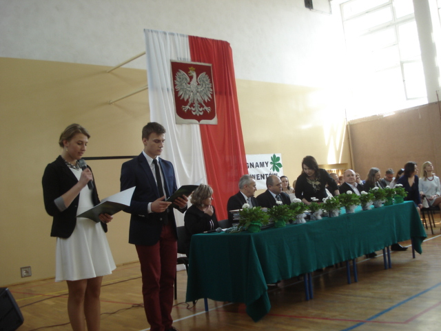 Absolwentów pożegnanie z „Osiemdziesiątką”!