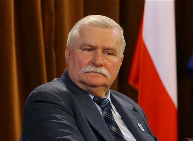 Prezydent Lech Wałęsa fundatorem nagrody im.Wł. Ślewińskiego - 26.05.2014