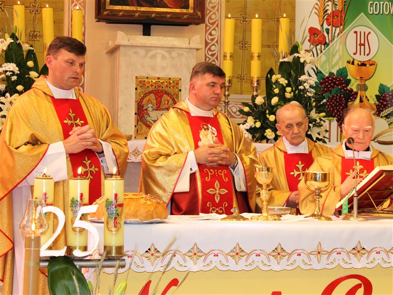 25 lat posługi kapłańskiej