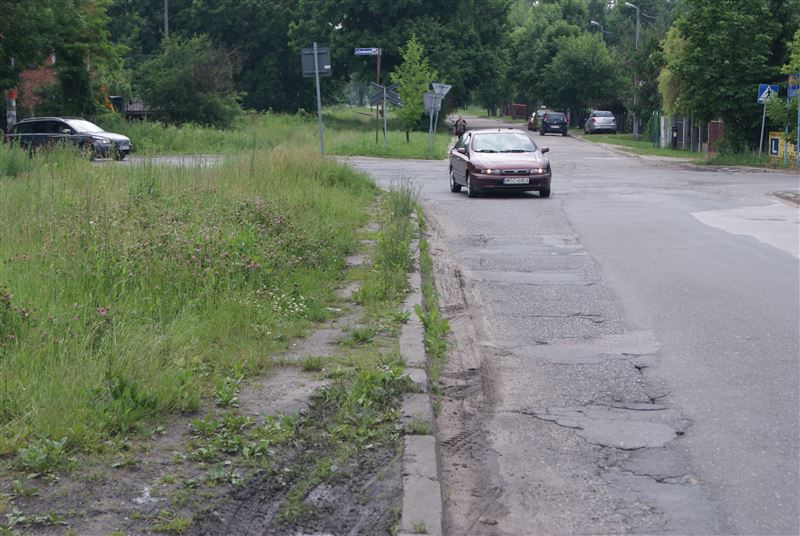 Drogi wojewódzkie wciąż brudne