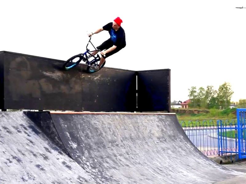 Błyskawiczny remont skate parku