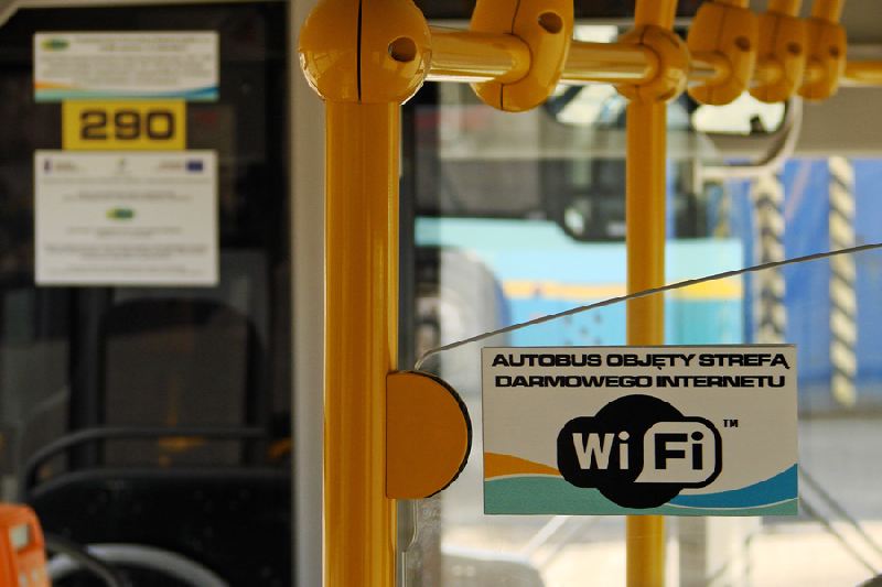 Bezpłatny internet w autobusach komunikacji miejskiej