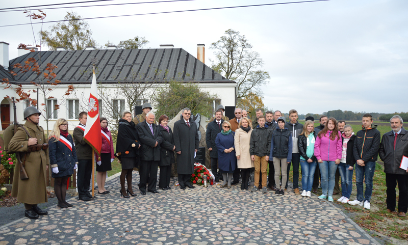„Dąb Wolności” zasadzony w Łaziskach