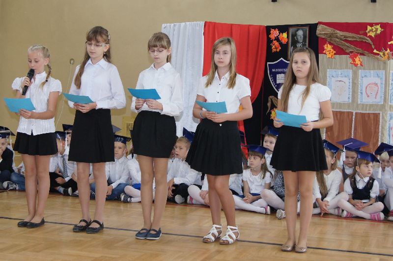 Święto Szkoły Podstawowej w Młodzieszynie.