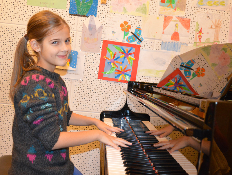 Stypendystka - pianistka