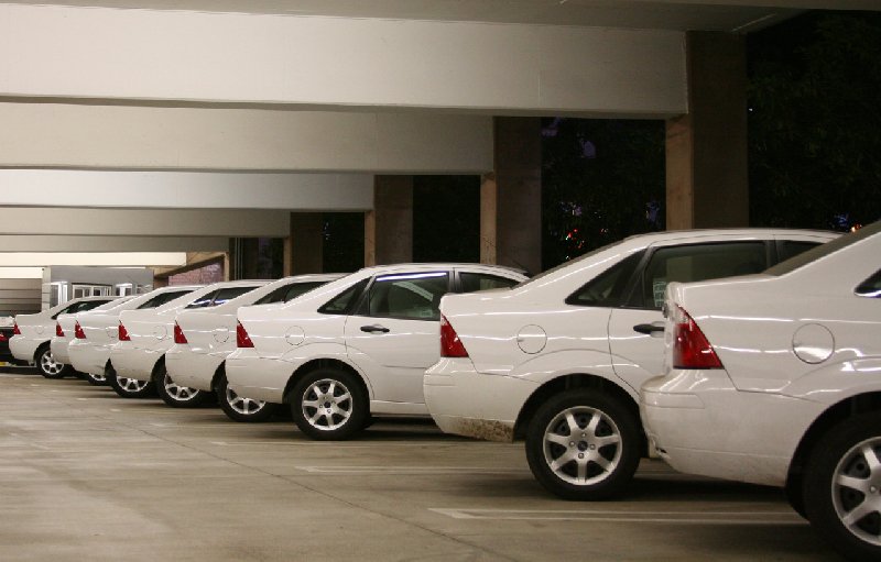 Kupujemy auto na potrzeby firmy – na co zwrócić uwagę?