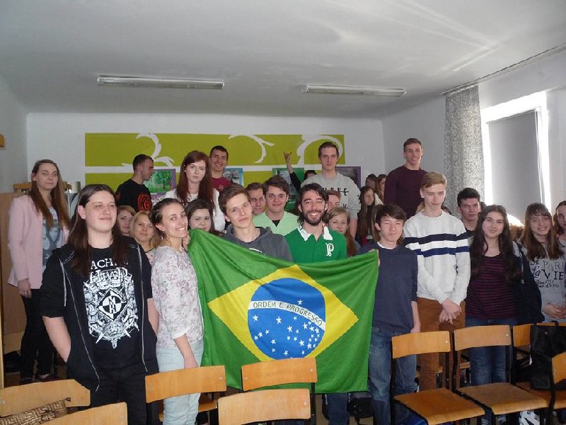 Wolontariusze z Wietnamu i Brazylii w IWASZKIEWICZU