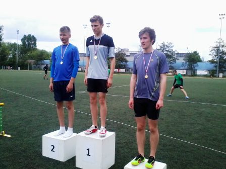 Połamał 3 minuty
