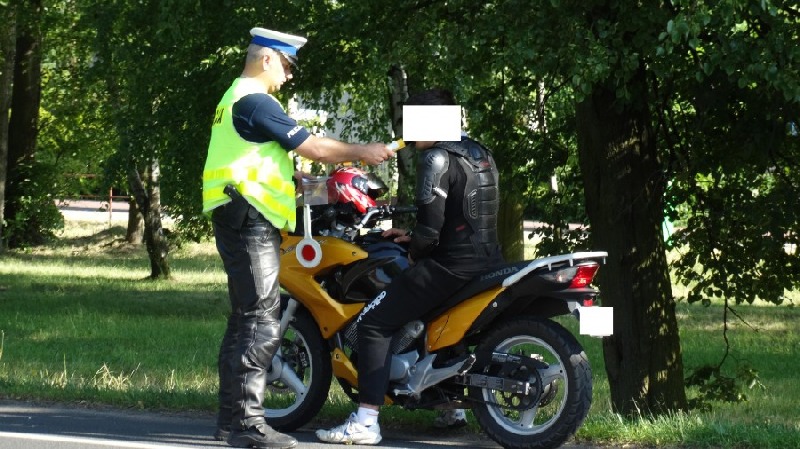 Na 77 skontrolowanych motocyklistów, 5 było nietrzeźwych