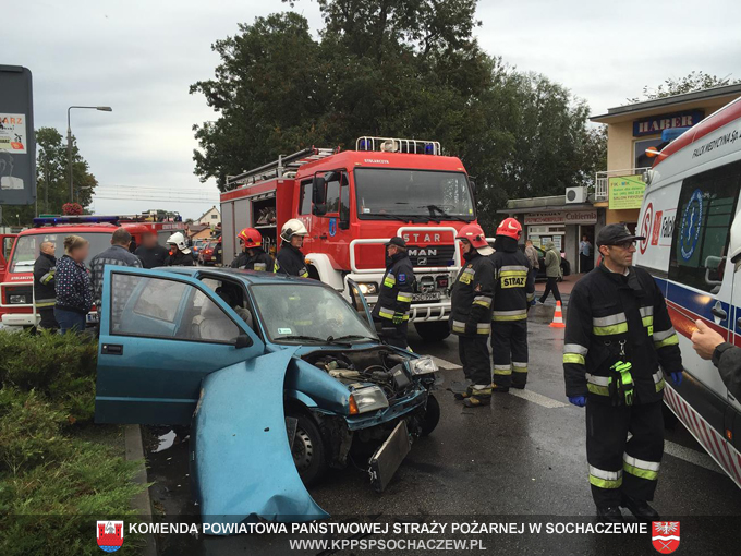 Zderzenie peugeota z fiatem w Teresinie