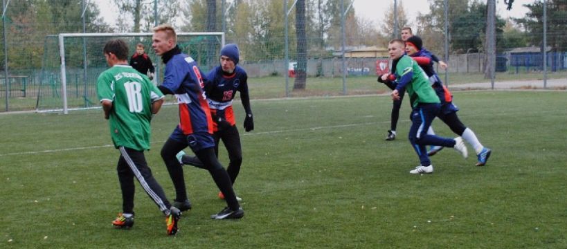 Zawody w piłce nożnej chłopców szkół ponadgimnazjalnych