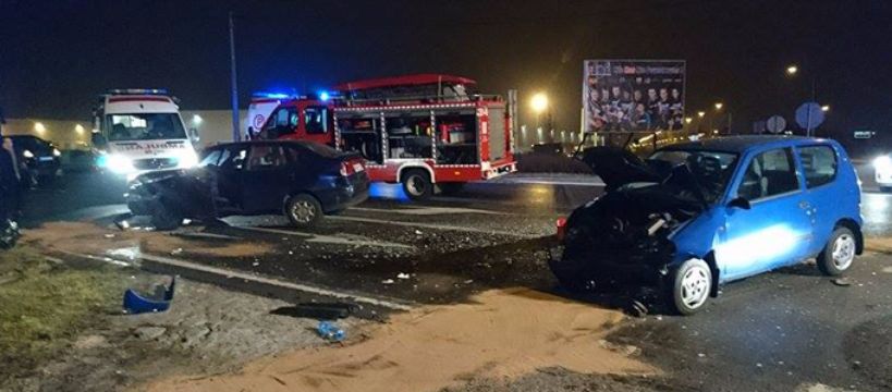 Zderzenie aut na obwodnicy Sochaczewa