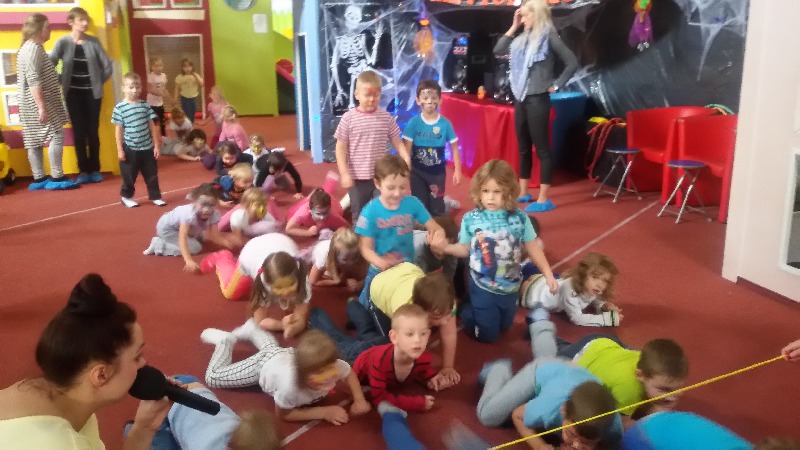 Wycieczka do Centrum Zabaw Happy Park w Stróżewku