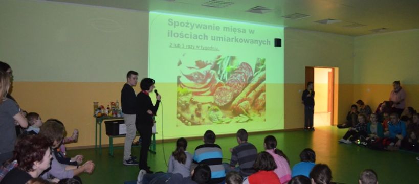 Uczniowie Iwaszkiewicza o zdrowym odżywianiu