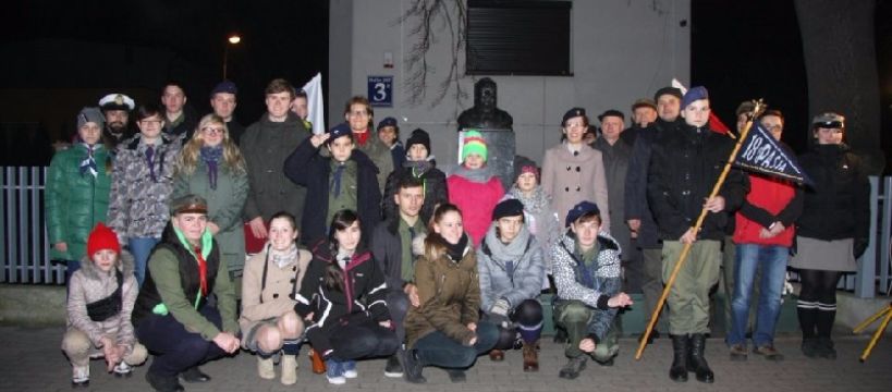 Harcerze pamiętają o Prezydencie Kaczorowskim