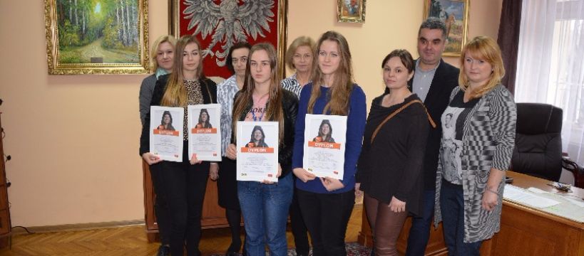 Stypendystki w Ogrodniku
