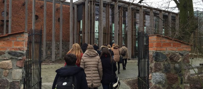 Humaniści z LO im. Fryderyka Chopina w odwiedzinach w Domu Patrona