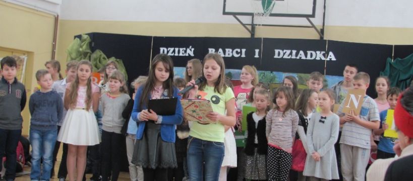 Dzień Babci i Dziadka w Szkole Podstawowej w Młodzieszynie - 22.01.2016