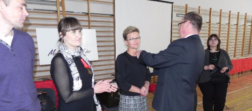 Ordery dla wójt Moniki Pietrzyk – Połubińskiej oraz dyrektor Mirosławy Winnickiej