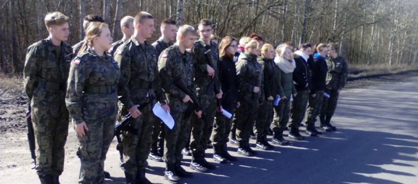 Marcowy poligon mundurówki z Iwaszkiewicza