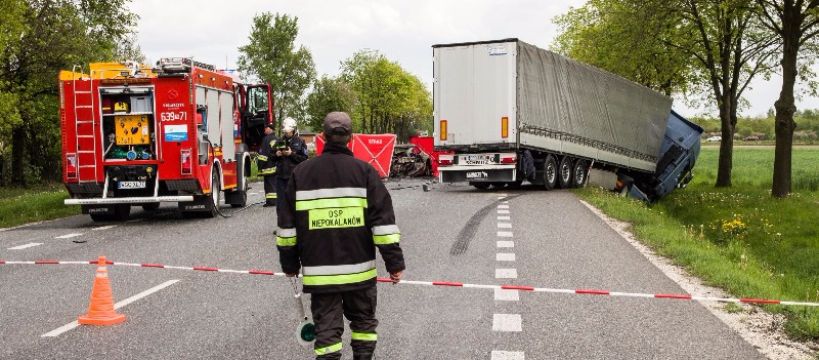 Śmiertelny wypadek w Serokach: K 92 zablokowana w obu kierunkach