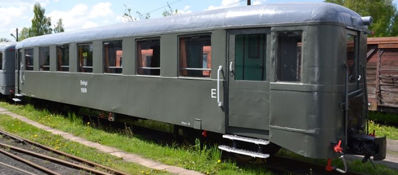 Muzealne konserwacje 2016 – wagon osobowy typu 1Aw Bxphi 1609