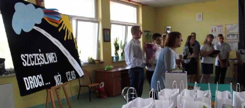Uroczyste zakończenie roku szkolnego 2015/16 w ZSS w Erminowie
