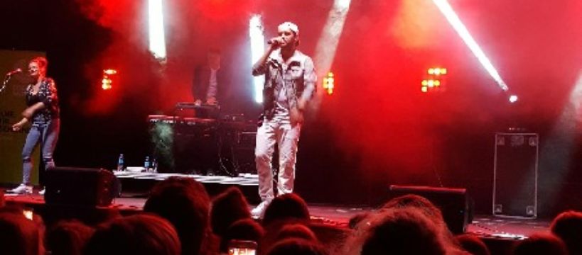 Koncert w rytmie muzyki rap