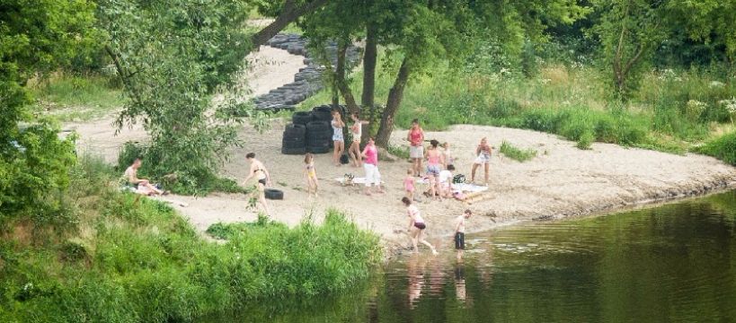 Nie możemy legalnie, więc kąpiemy się na dziko