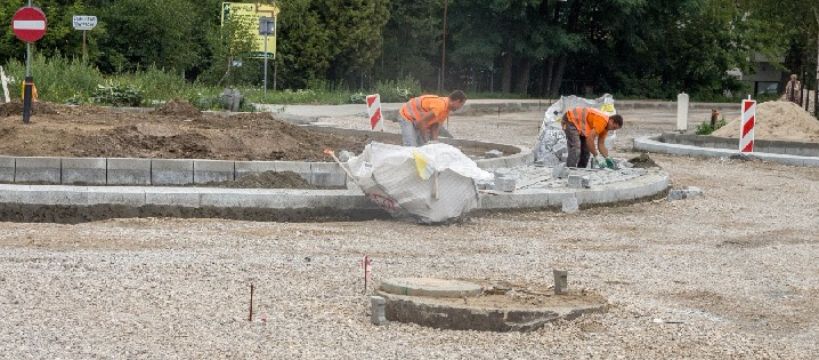 Ronda na Wyszogrodzkiej i Piłsudskiego: kiedy koniec budowy?