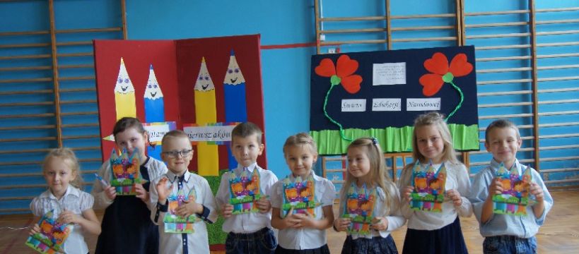 Uroczystość pasowania uczniów klasy pierwszej i Święto Komisji Edukacji Narodowej