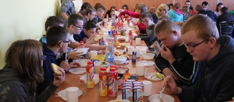 "Śniadanie daje moc!" w ZSS Erminowie