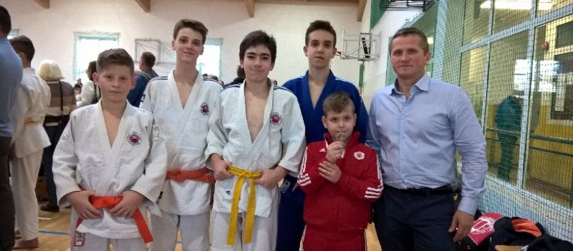 Medalowy start zawodników " Siódemki" na Ogólnopolskim Turnieju Judo  w Błoniu.