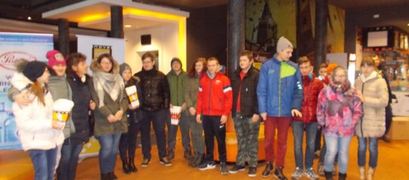 Koło teatralne z ZSS w Erminowie na wycieczce