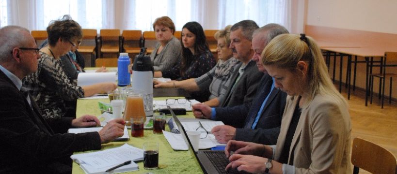 Obradowała komisja oświaty RG