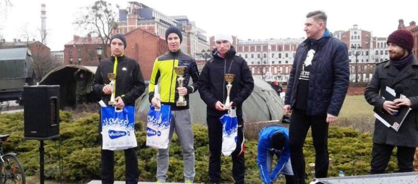 Michał Pawłowski wygrywa 'Bieg tropem wilczym"